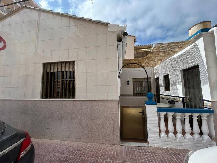 Location de vacances pour 4 personnes, avec terrasse à Piles - 2