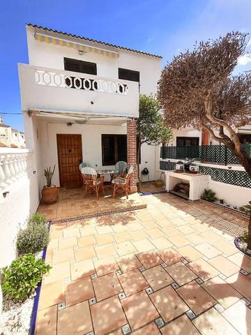 Ferienhaus für 6 Personen, mit Pool und Ausblick sowie Garten in Oropesa del Mar