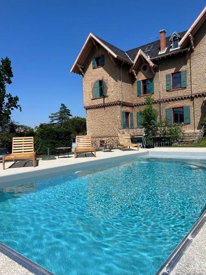 Deluxe Room (2 Adults + 1 Child) in Annonay, Région de Tournon-sur-Rhône