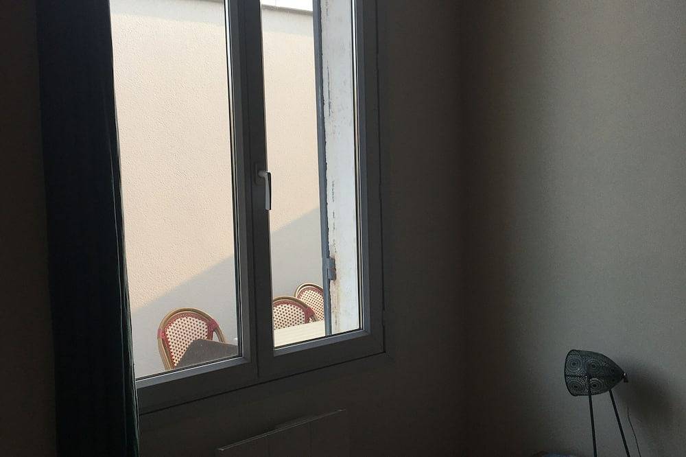 Family vacation home, shops and pool within walking distance in Audenge, Arcachon region
