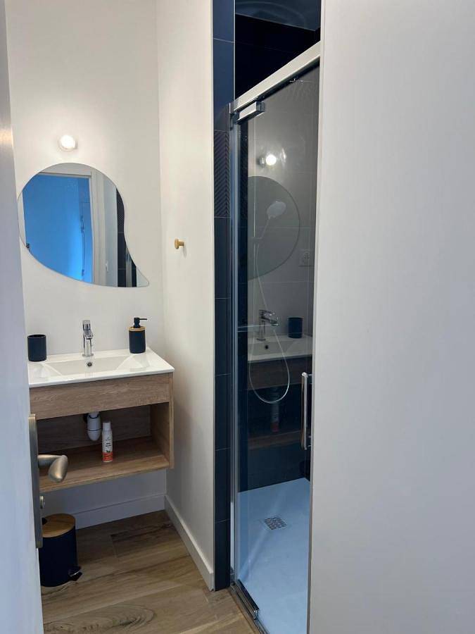 Hôtel pour 3 personnes, avec Terrasse et Jardin à Saint-Rémy-la-Varenne - 4