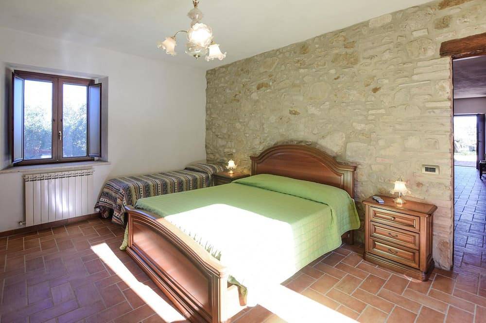 Apartamento entero, Bonito apartamento en Loc. Saragano,. in Gualdo Cattaneo, Provincia de Perugia