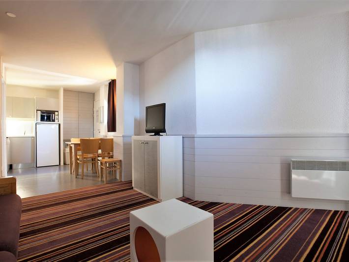 Geheel appartement, 2-room apartment with balcony and ski-in/ski-out access, 5 people in Avoriaz, Morzine