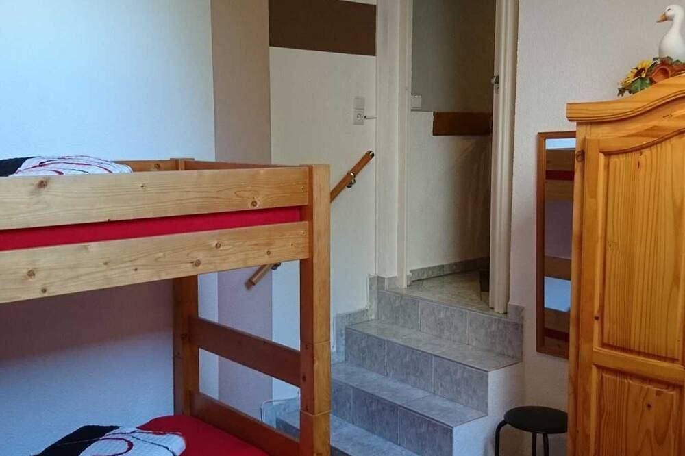 Geheel appartement, Appartement nr. 2 met 25m², 1 slaapkamer, max. 4 personen - Appartement Käfer in Europa-Park, Rust
