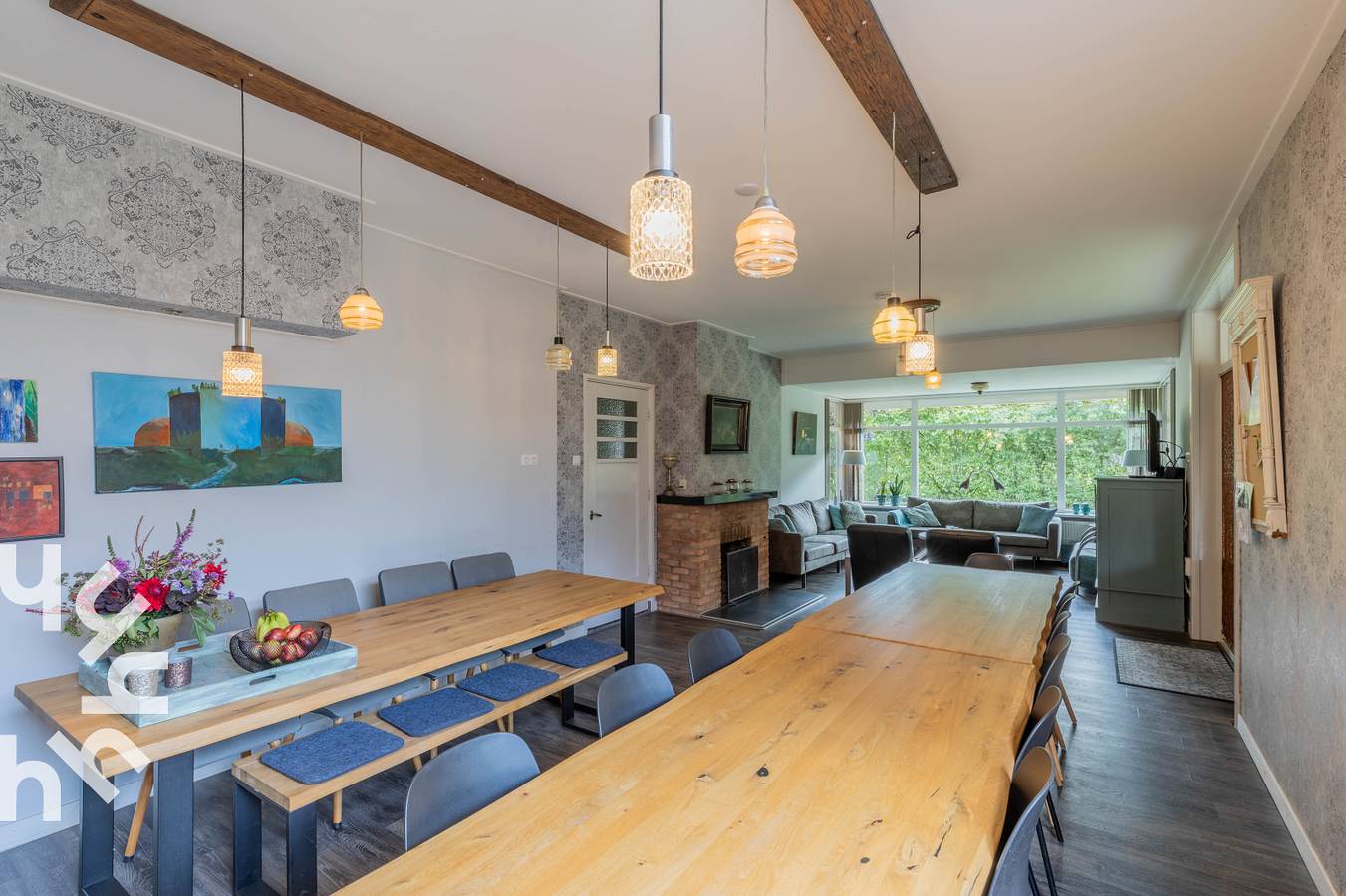 Spacious 19-person holiday farm in rural area close to German border in Gelderland