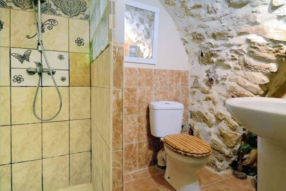 Aix 35mn Appart/Rdc Provence Bergerie, Voutes pierres jardin/privé.10km Iter-Cea in Jouques, Région d'Aix-en-Provence