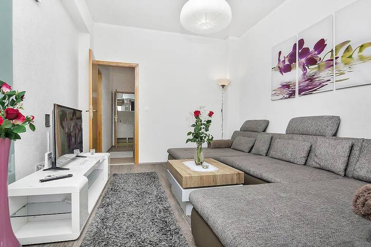 Ganze Wohnung, Luxus Ferienwohnung an der Makarska Riviera in Baska Voda, Makarska Riviera