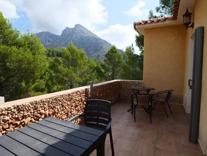 Casa rural para 2 personas, con jardín y vistas además de piscina y piscina para niños, Se admiten mascotas en Callosa de Ensarriá - 2
