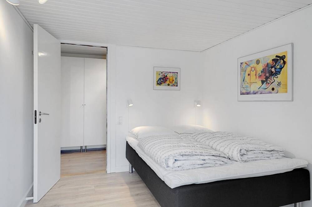 Ganze Wohnung, \"Constance\" - 50m from the sea in Svendborg