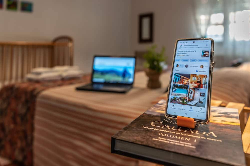 Ideal Familias 7 Dormitorios Jardin bbc Wifi 55 min de Madrid y 8 min de Segovia in Segovia, Segovia Province