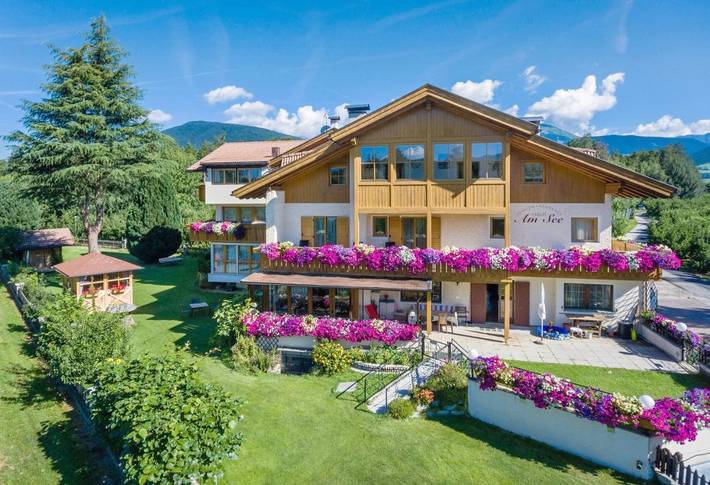 Hotel für 2 Personen, mit Balkon und Terrasse sowie Garten und Ausblick