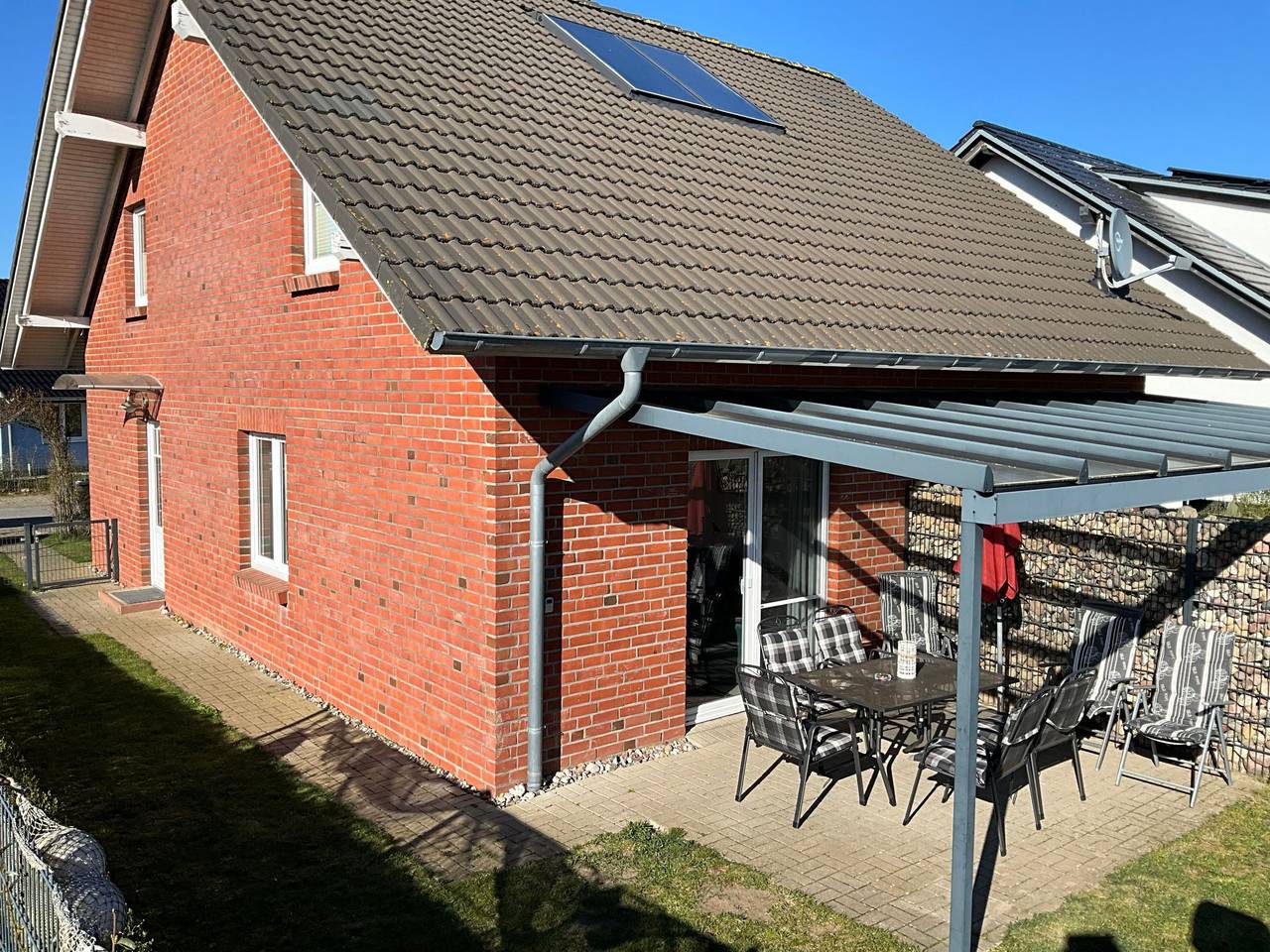 In Hoben mit Grill und Terrasse in Zierow, Nordwestmecklenburg (Wismar und Umgebung)