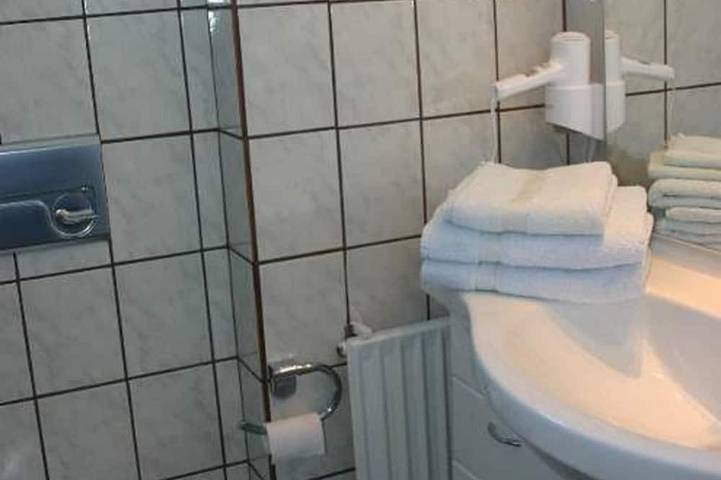 Ganze Wohnung, Ferienwohnung Pidder Lyng Fw 3: Balkon, Wlan & 500 m zum Strand in Nordfriesische Inseln (Schleswig-Holstein) (Schleswig-Holstein), Utersum