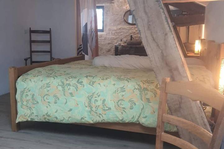 Chambre d’hôte pour 2 personnes, avec Jardin et Piscine à Frayssinet-le-Gélat - 2