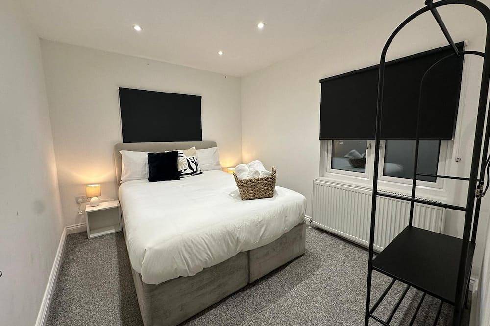 Apartamento entero, Fully equipped family-sized flat offers everything you need for your stay. in Bexley, Londres