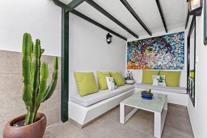 Cordel 18 - Villas Lanzarote - VipVipVillas in Playa Honda, San Bartolomé