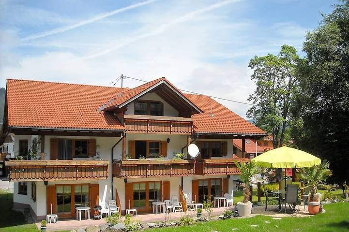 Ferienwohnung für 3 Personen, mit Garten und Balkon in Unterjoch