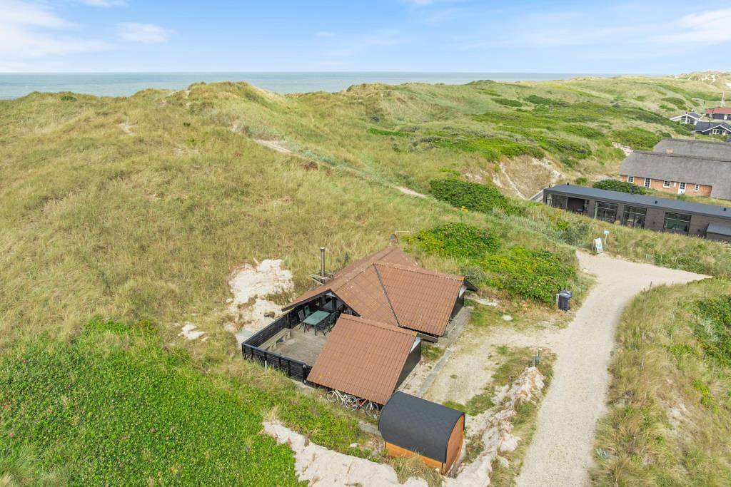 Gemütliches Ferienhaus für 4 Personen in erster Dünenreihe in Bjerregård, Holmsland Klit