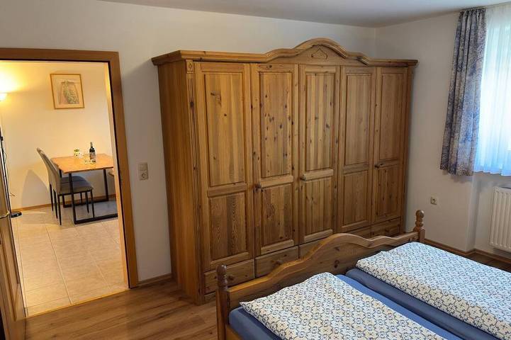 Ganze Wohnung, Ferienwohnung (53qm) für bis zu 4 Personen mit Terrasse in Nittenau, Ostbayern