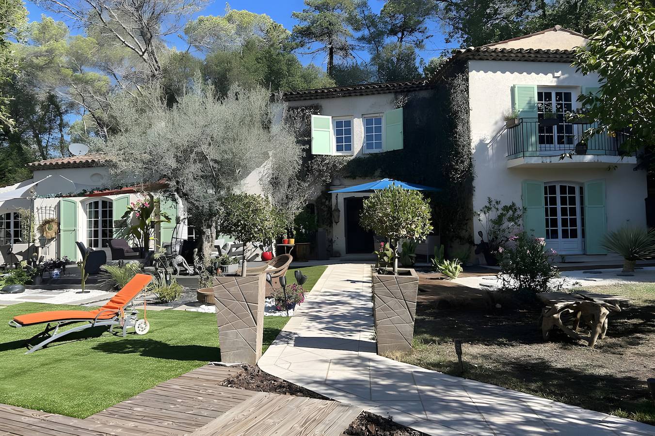 Maison de charme ,au calme.animaux de compagnies acceptés in Roquefort-les-Pins, Region de Cannes