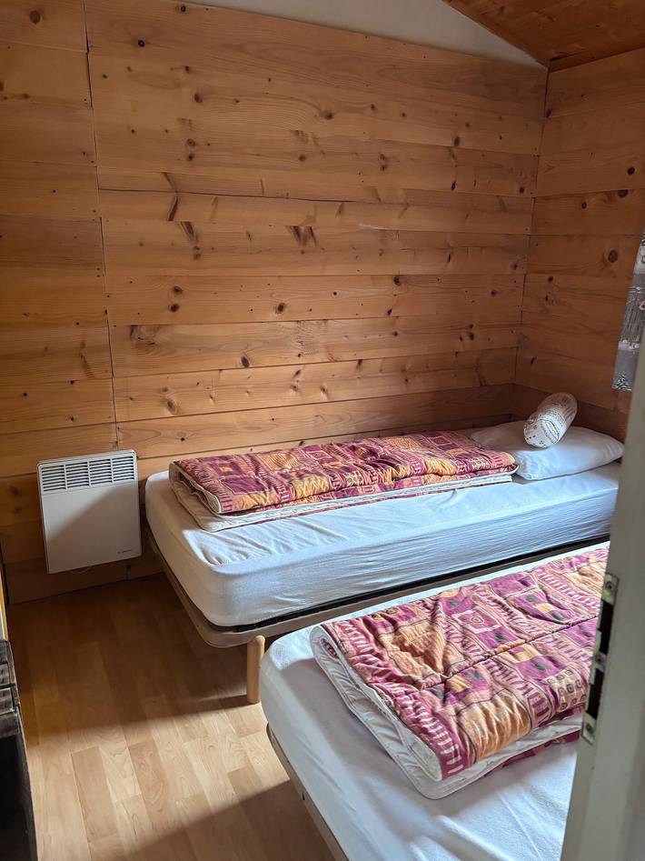 Chalet pour 4 personnes, avec jardin, animaux acceptés dans l' Aude - 2