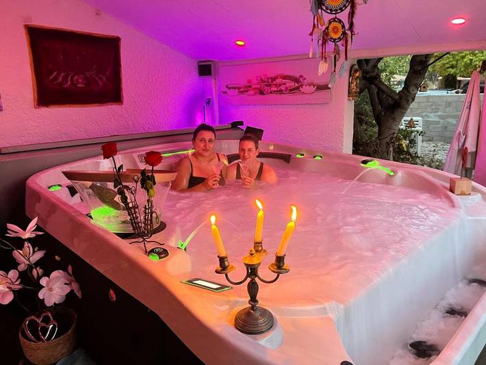 Chambre d’hôte pour 2 personnes, avec vue et terrasse à Gréoux-les-Bains - 3