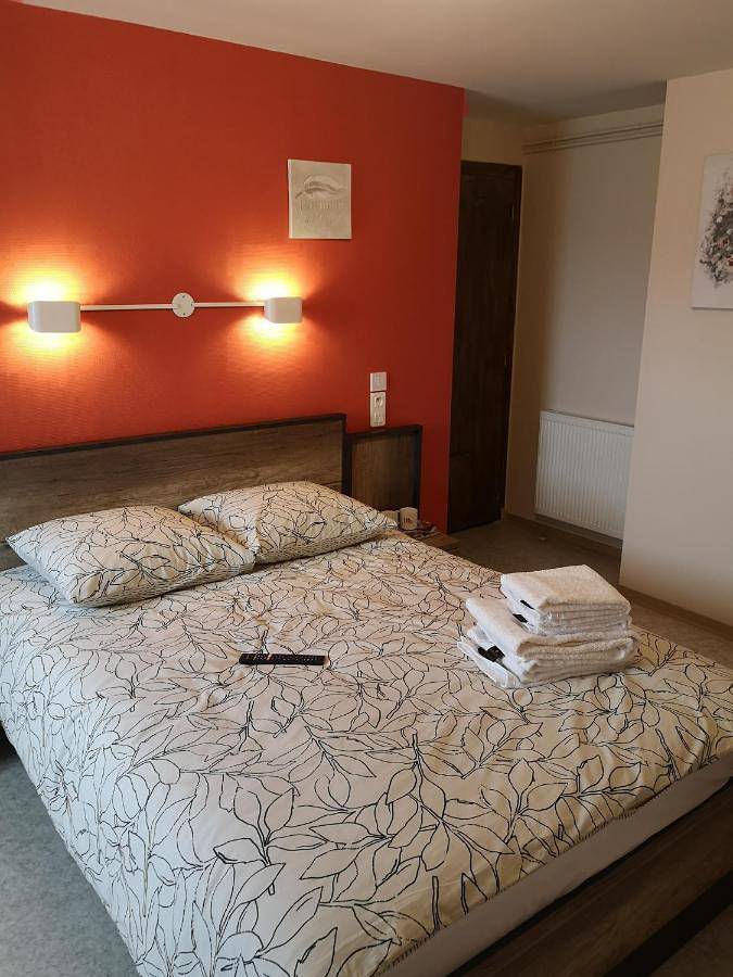 Double Room in Albussac, Région de Tulle