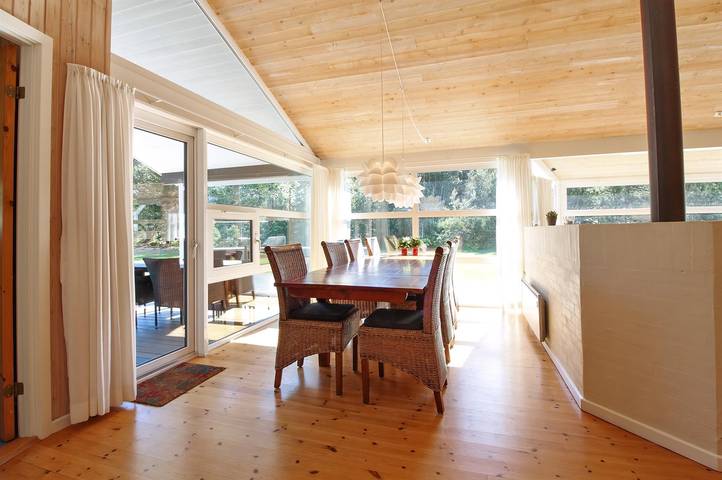 Ferienhaus für 8 Personen, mit Whirlpool und Terrasse sowie Sauna in Bratten - 4