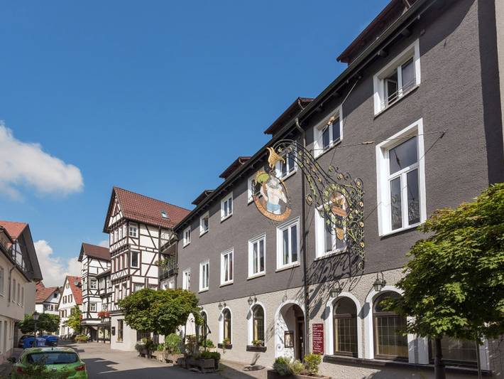 Bischoffs Hotel - Einzelzimmer mit Dusche und Wc in Bad Urach, Albsteig Etappe 9