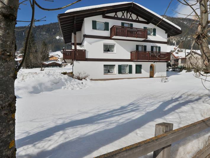 Gîte pour 4 personnes, avec terrasse à Pozza di Fassa - 2