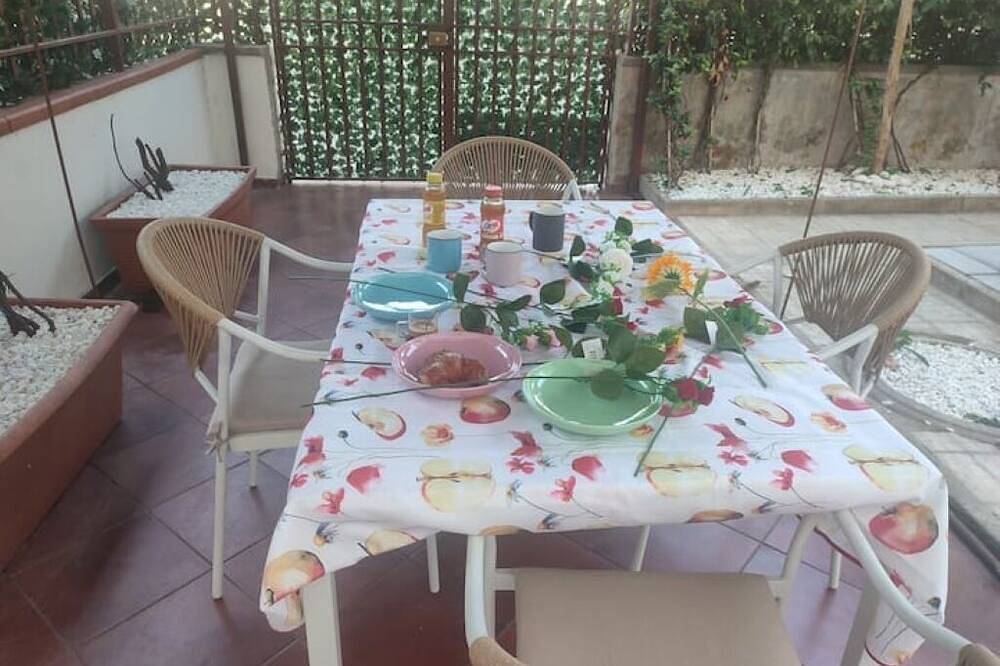 Ganze Wohnung, Villa Samy Montecatini Terme in Montecatini-Terme, Pistoia Provinz