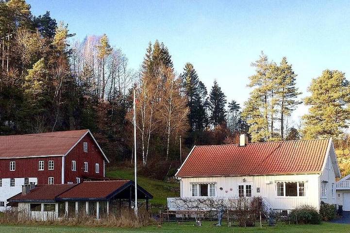 Feriehus for 8 personer, med hage - 1