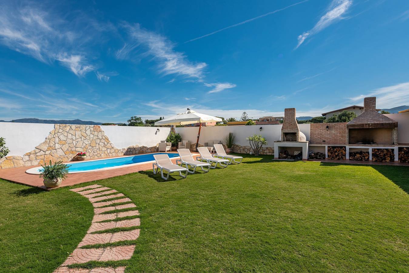 Villa "Gle" mit Pool, Garten und Klimaanlage in Sant'Andrea (Sardinien), Campidano