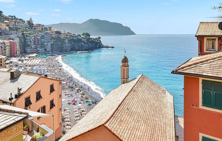 Ganze Ferienwohnung, Appartement mit Meerblick in Sori mit modernen Annehmlichkeiten in Spiaggia di Sori (Sori), Sori