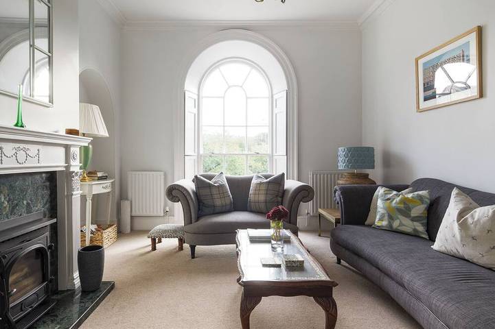 Log cabin for 6 people, with garden in Leeds