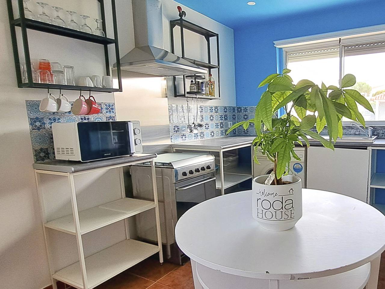 Apartamento inteiro, Haus Roda - Ferienwohnung in Praia Areia Branca in Praia da Areia Branca, Lourinhã