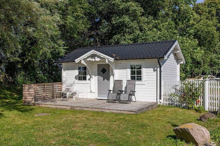 Blockhütte für 3 Personen, mit Terrasse und Garten - 1