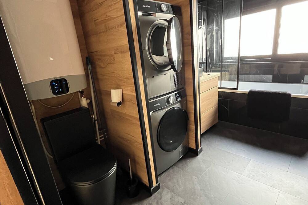 Geheel appartement, Apartment Containers 900 m from the beach in Calais, Calais en omgeving