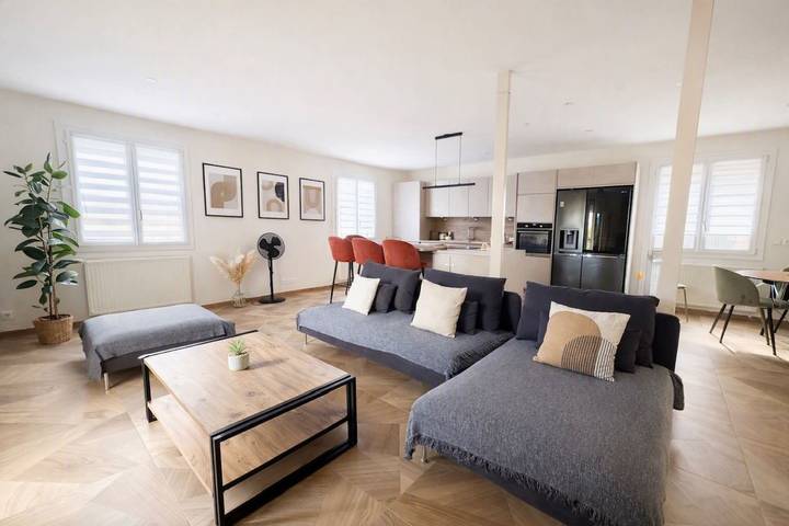 Location de vacances pour 6 personnes, avec Terrasse et Jardin à Holzheim