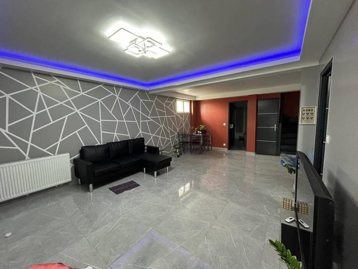 Appartement de vacances pour 3 personnes, avec jardin