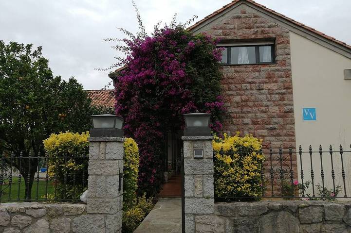 Holiday home for 14 people, with terrace and garden - 1