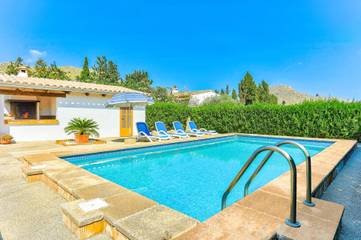Villa in Pollença, Serra de Tramuntana für 4 
