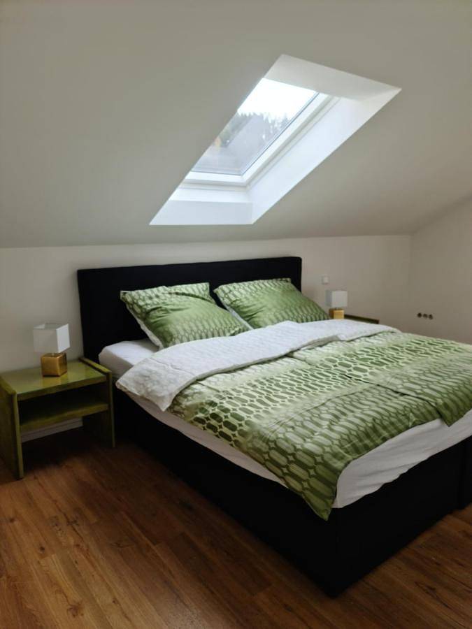Ferienwohnung für 6 Personen, mit Balkon und Terrasse sowie Ausblick in Hürtgenwald - 4