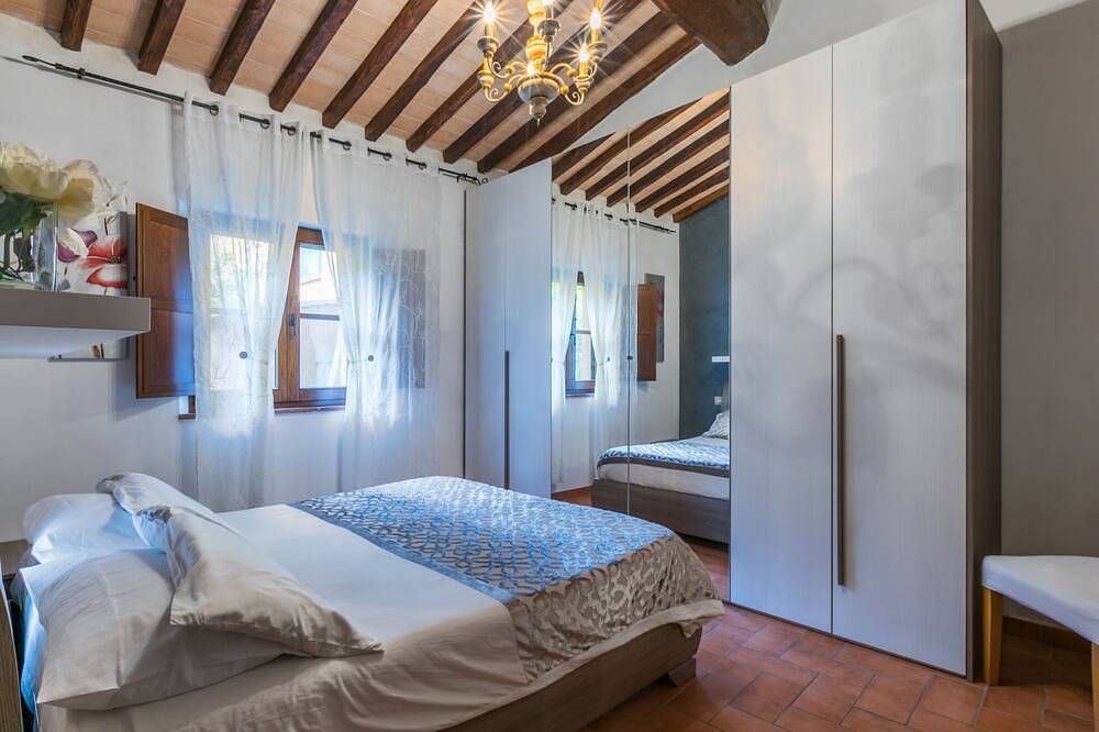 Caggiolo by Interhome in Monteroni d'Arbia, Provincie Siena