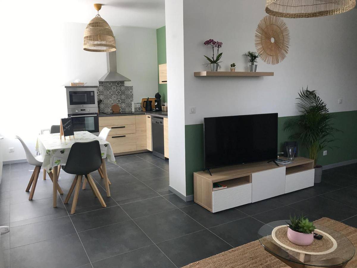 Appartement entier, One-Bedroom Apartment in Sainte-Croix-aux-Mines, Parc naturel régional des Ballons des Vosges