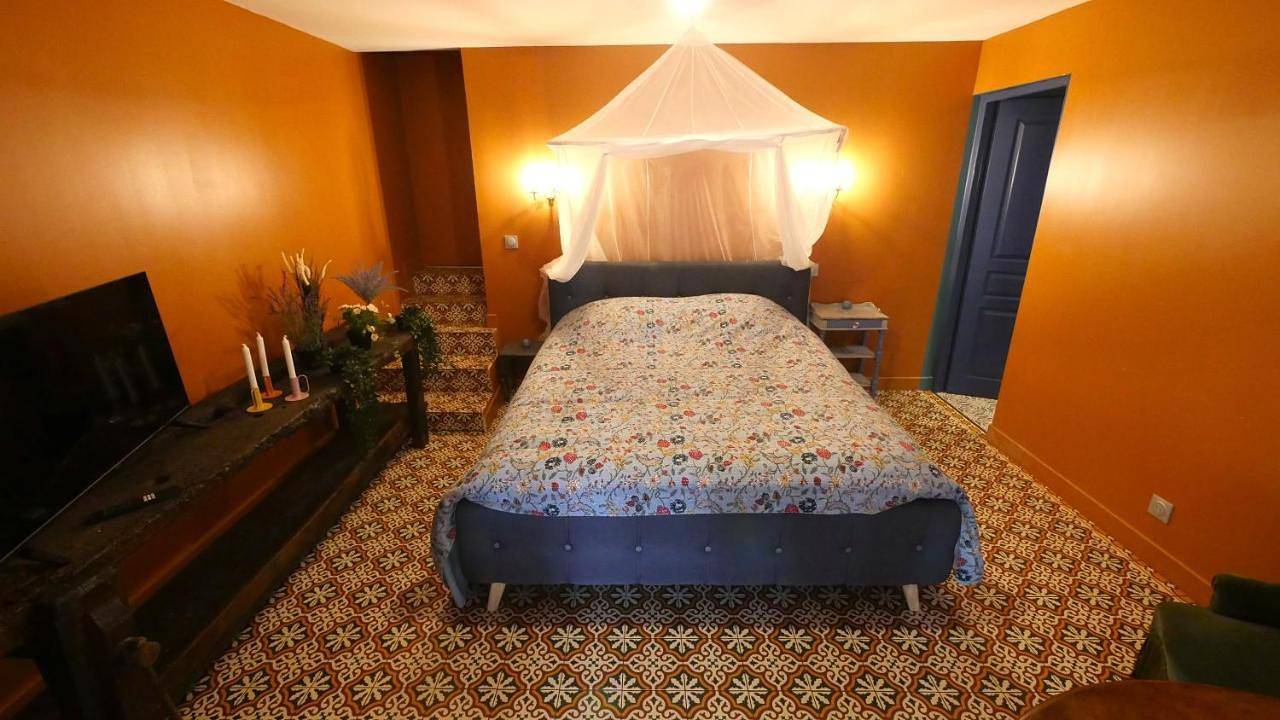 Appartement de vacances entier, La chambre des jardins d'Ispahan in Prignac-et-Marcamps, Région de Blaye