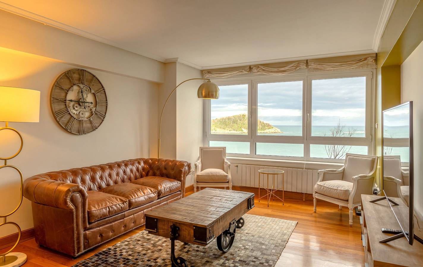 Holiday Rental for 5 People in Playa de la Concha, San Sebastian