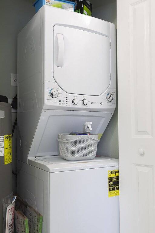 Ganze Wohnung, Downtown Pool Home| Mins to Beach | Cabana service in Delray Beach, Palm Beach County