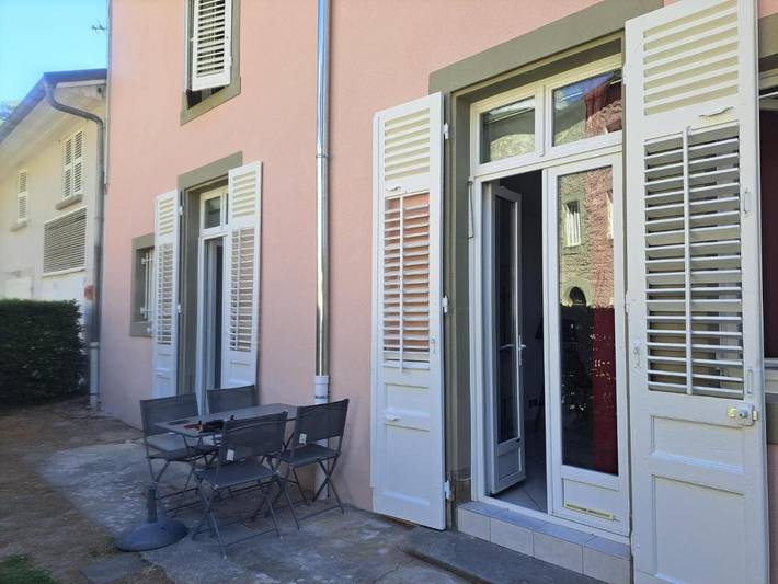 Gîte pour 4 personnes, avec vue sur le lac et jardin, animaux acceptés dans Office De Tourisme Challes Les Eaux - 4
