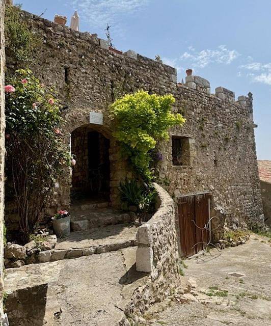 Maison d’hôte pour 2 personnes, avec vue ainsi que jardin et balcon